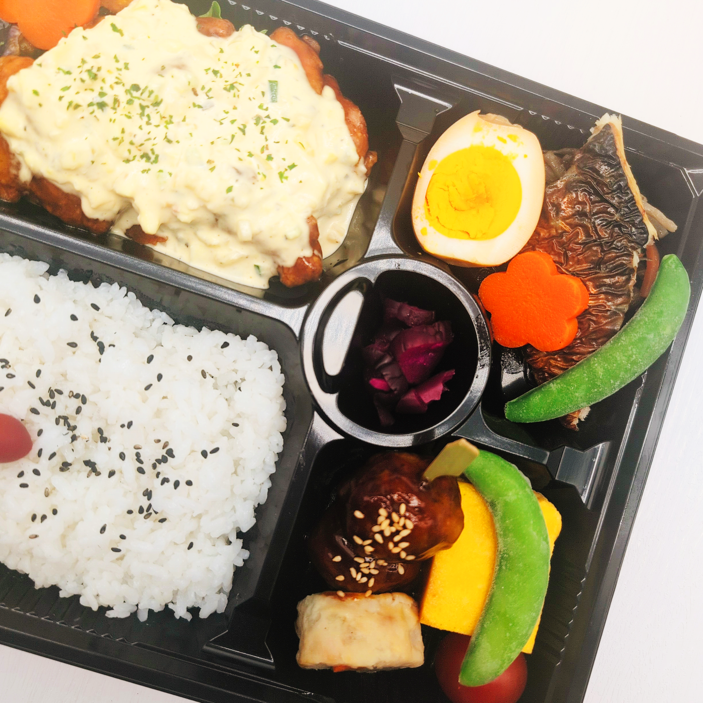 ひよこのボリューム和風幕の内弁当