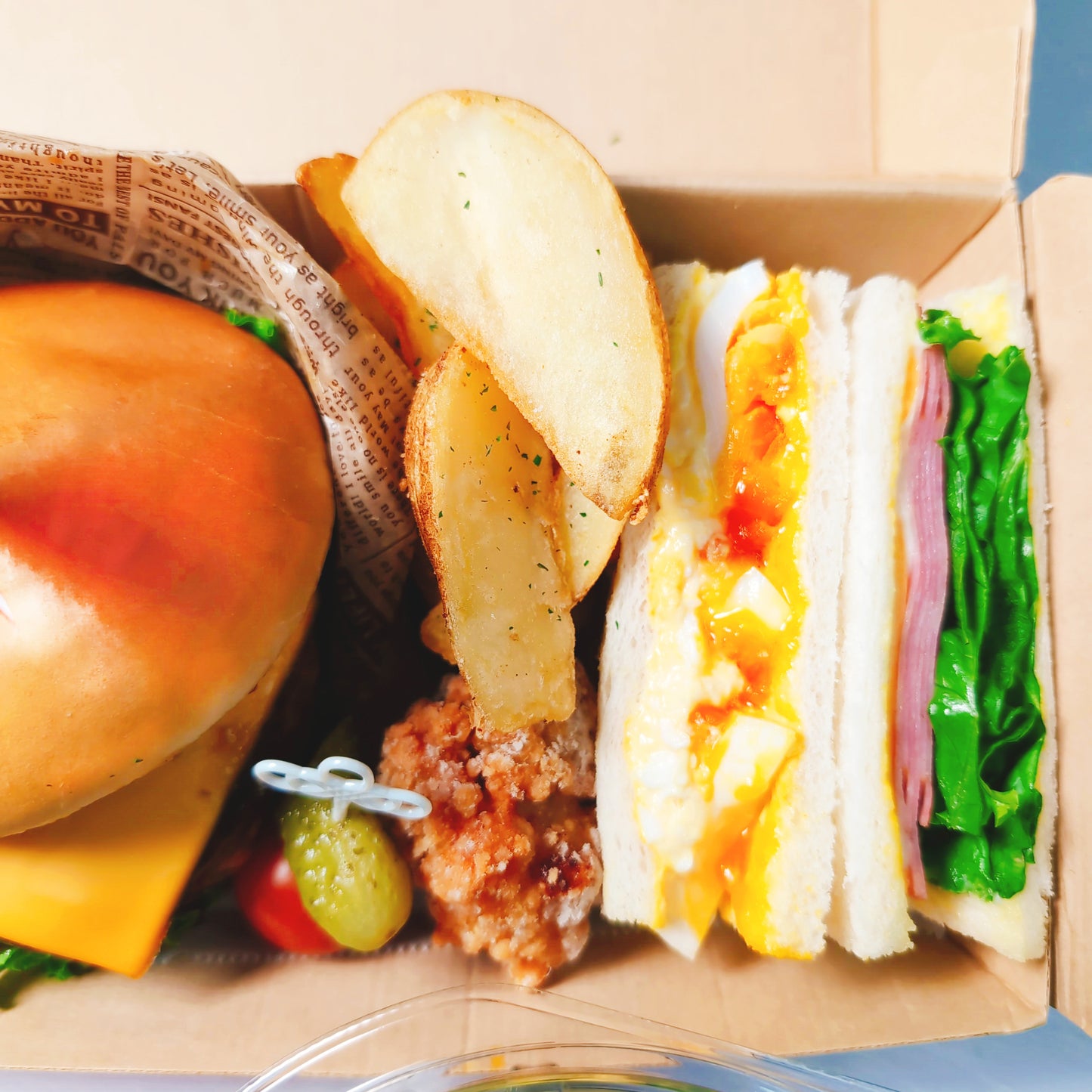 ハンバーガ―&サンドイッチ&サラダセット